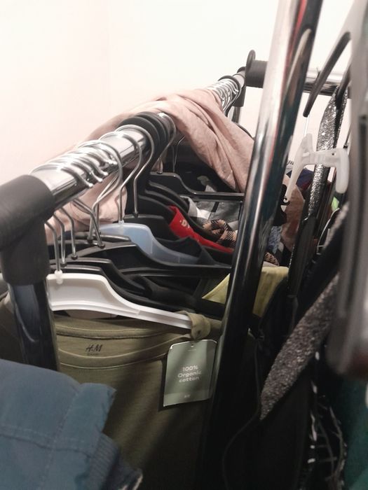 Haine noi h&m, haine second-hand