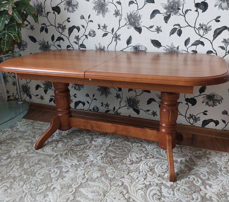 Продам стол дерево Польша