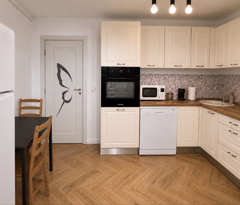 Apartament 3 camere, Băneasa – decomandat, lângă Școala 7