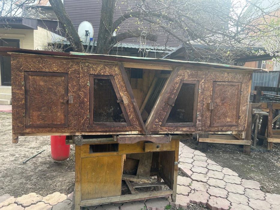 Продам клетки для кроликов