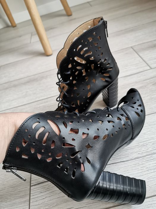 Летни боти Дарис Daris