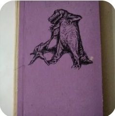 Стари запазени книги.