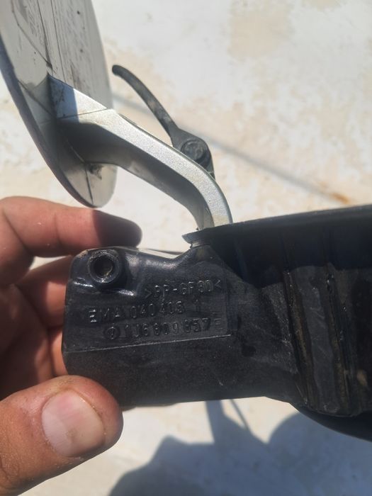 Продам крышку бака от фолксваген