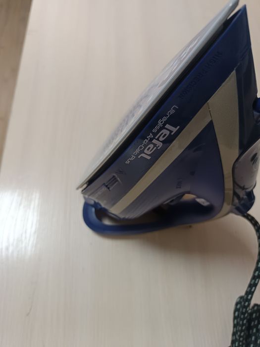 Tefal Ultragliss Anti-Calc Plus FV6830E0
