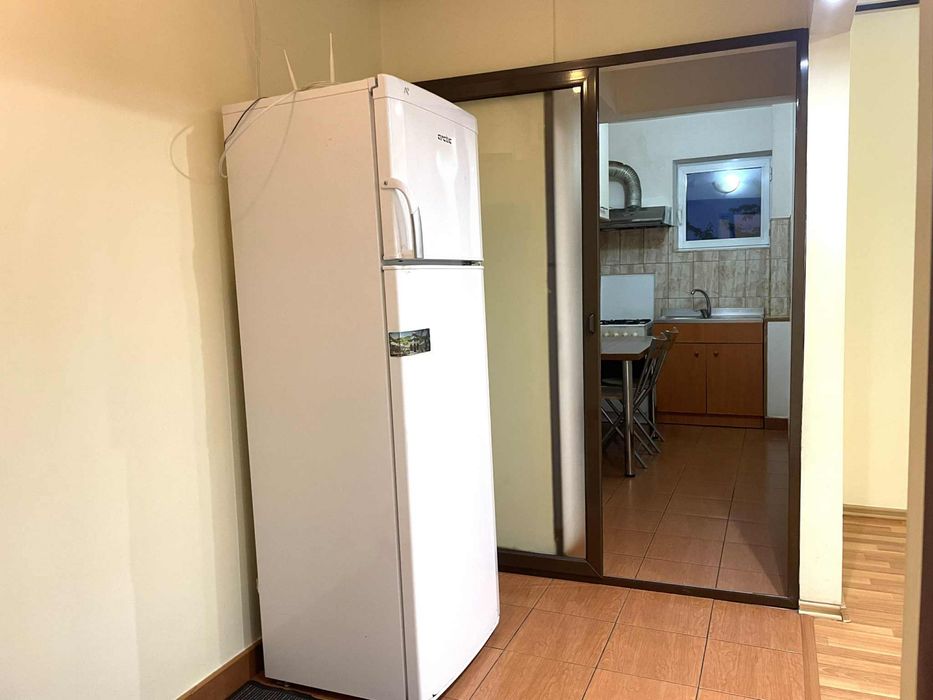 Inchiriez apartament 3 camere Pitesti