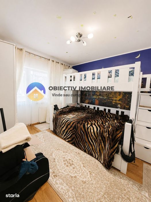 Apartament 4 camere 120 mp + 11,5 boxa BLOC NOU cu multa zona verde si