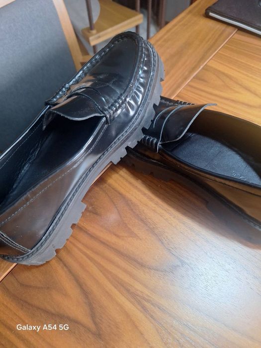 Обувки Massimo Dutti