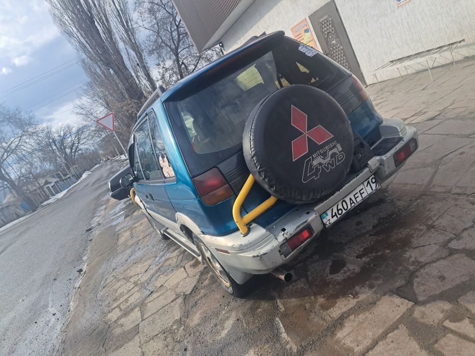 Продам митсубиси RVR