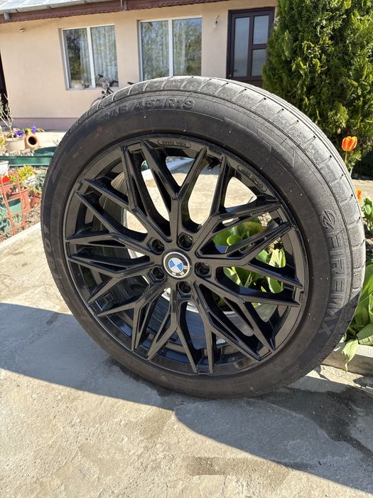Vand jante Bmw impecabile 5x112 cu anvelope in doua latimi Good Year DOT 2022 si 4 Anvelope 245/45/19 DOT 2025