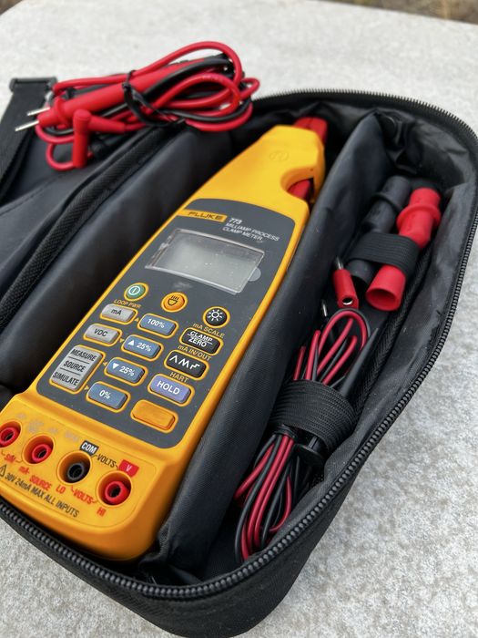 FLUKE 773 профессиональный милиамперный калибратор