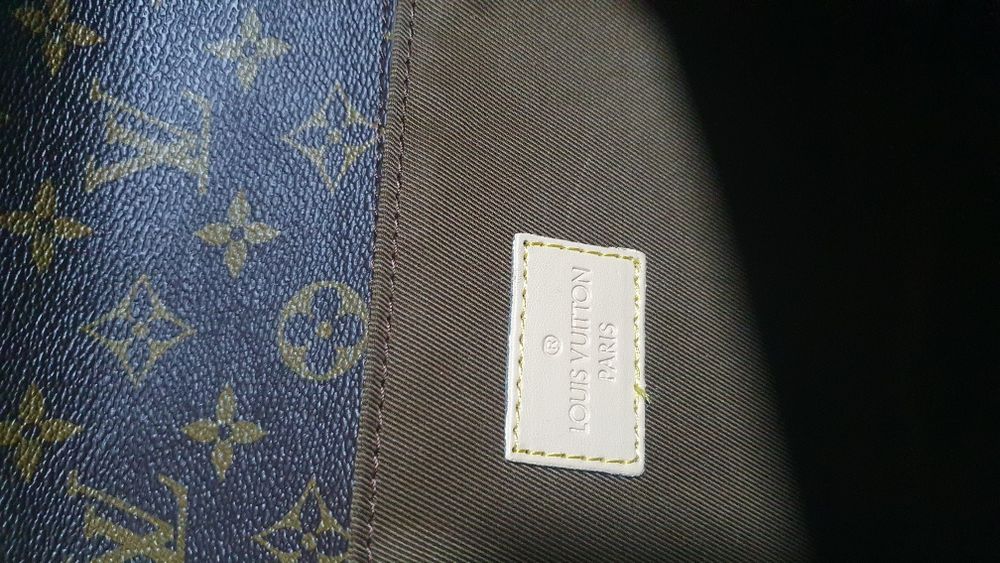 Louis Vitton Pochette Métis