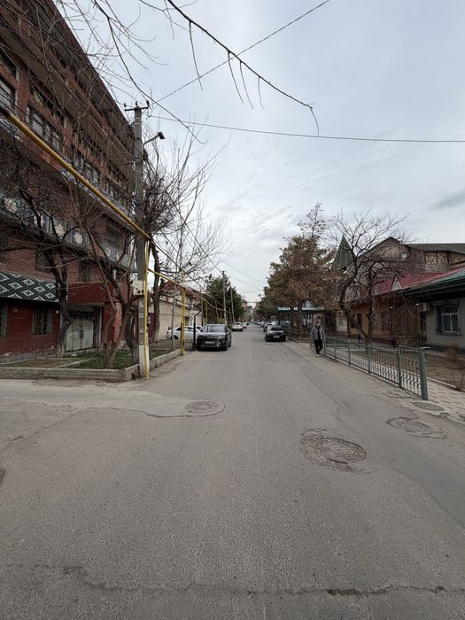 Сдается под гостиницу, бизнес центр, ресторан, клуб.