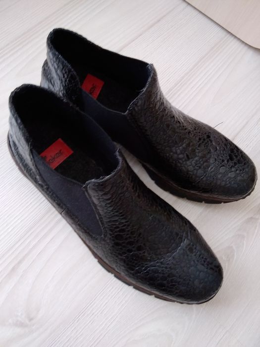 Продам туфли женские!
