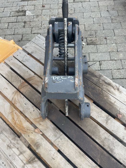 Culpaj mecanic buldoexcavator