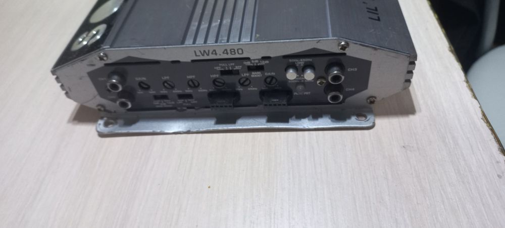 Усилитель 4-х канальный