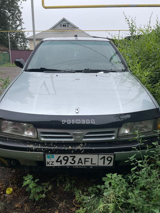 Nissan Primera 1992г