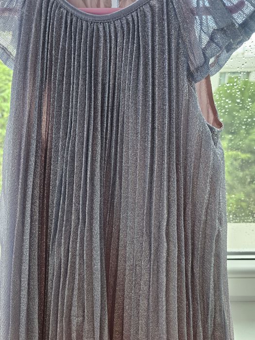 Vând rochie H&M pentru 9 10 ani