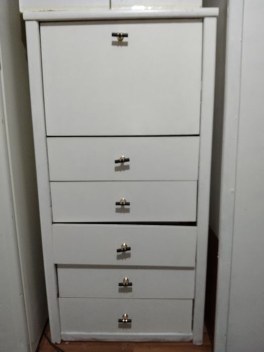 Продам шкаф комод