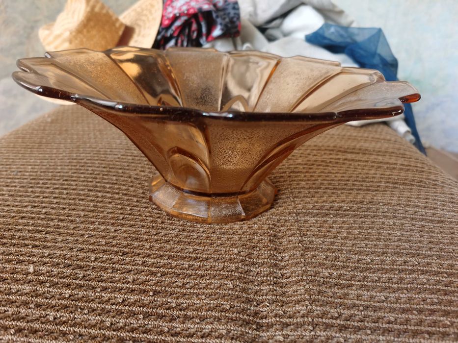 Голяма стъклена купа