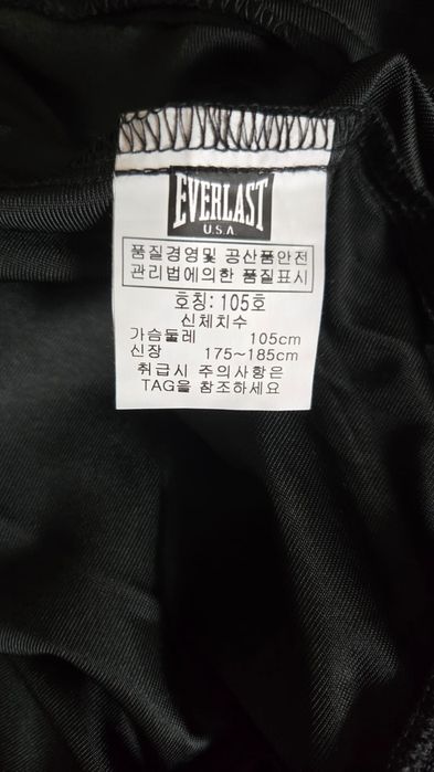 Продам новую футболку