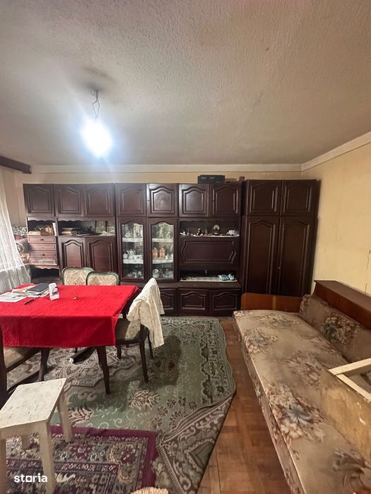 De vanzare garsoniera cu balcon, confort 1,  38mp. Pret 19000euro