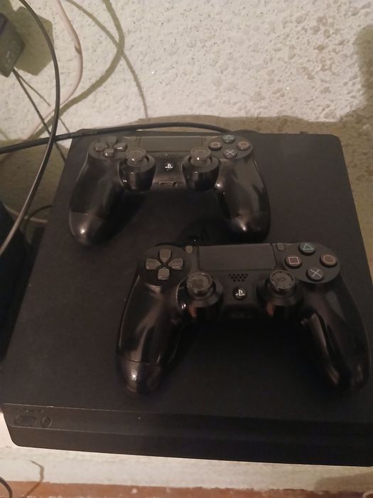 Play statiyon 4 slim