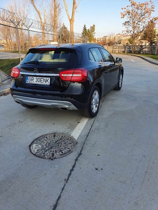 Mercedes-Benz GLA 200