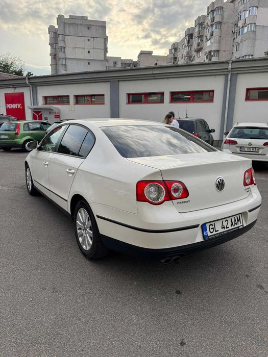 VOLKSWAGEN Passat 2010 — imagine 4
