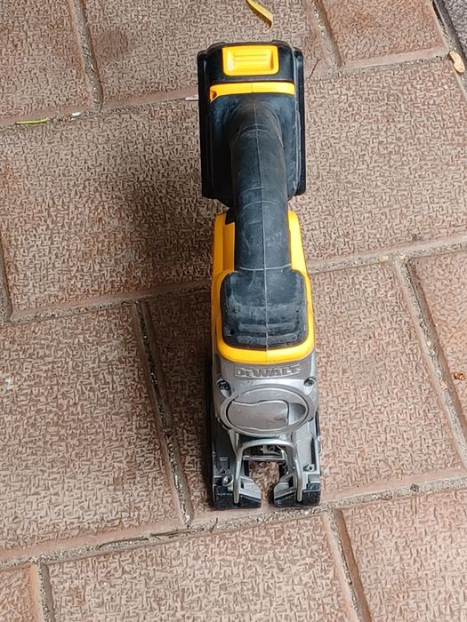 Pendular DEWALT DCS 331 original , made CEHIA