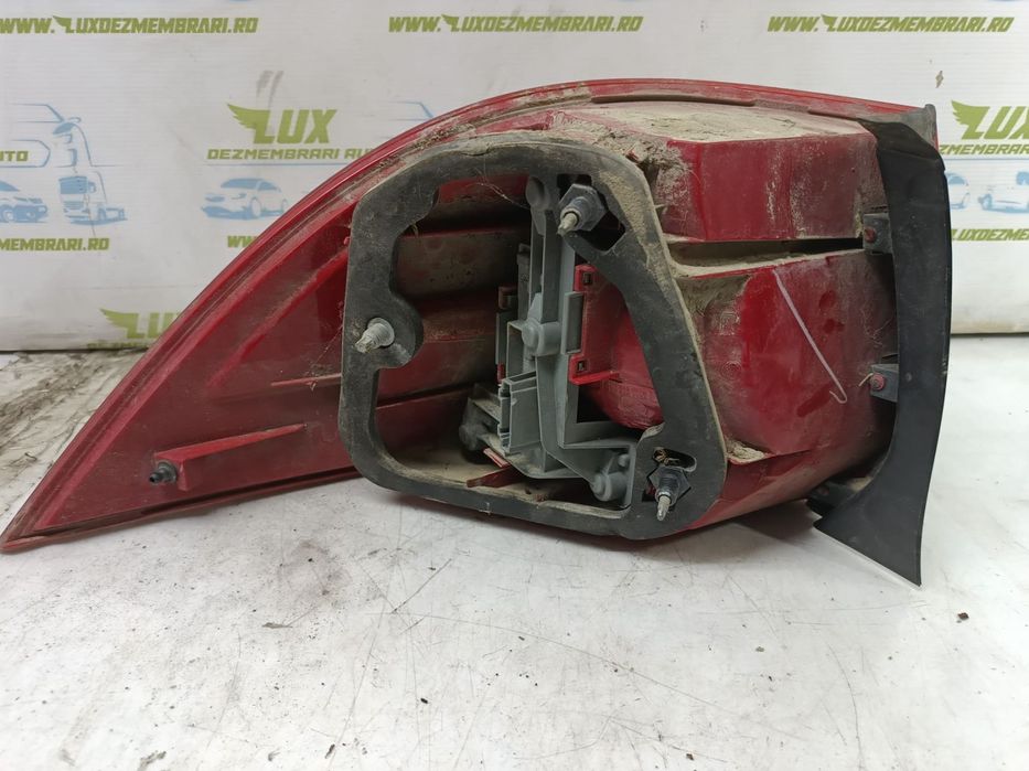 Stop tripla dreapta 1k9945096d Volkswagen VW Golf 5  [din 2003 pana