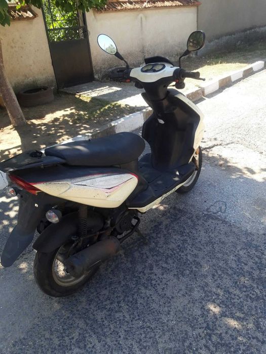 Скутер Övriga Yiying