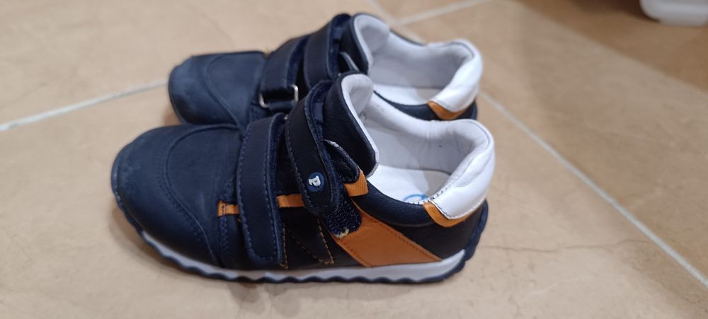 Ботинки для мальчика 25