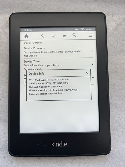 Kindle Paperwhite gen 10  Kobo Aura