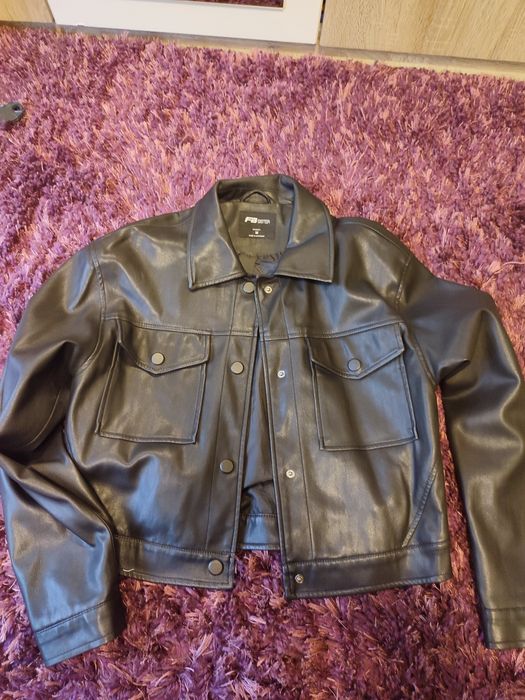 Кожено черно яке