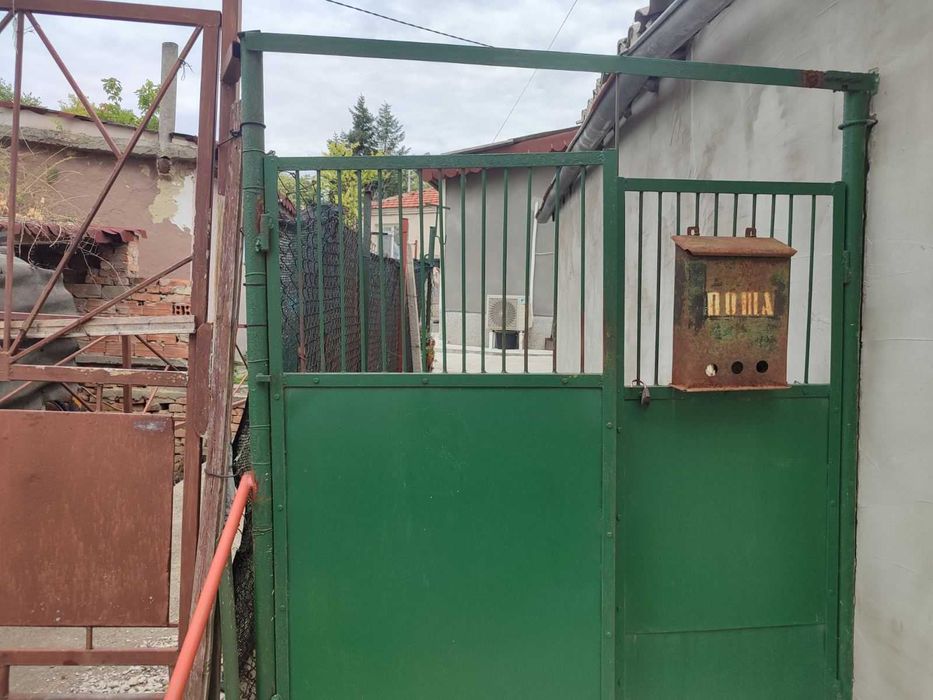 Къща около градски парк Добрич