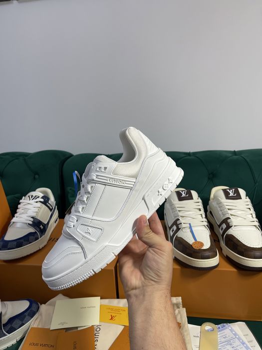 Adidasi Louis Vuitton piele naturala 100% Premium Full Box 2024