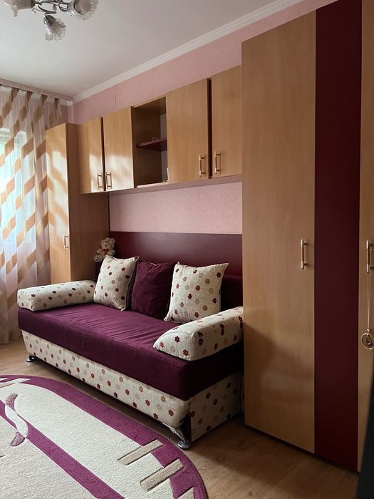 Apartament 3 camere, Titu, 64 mp