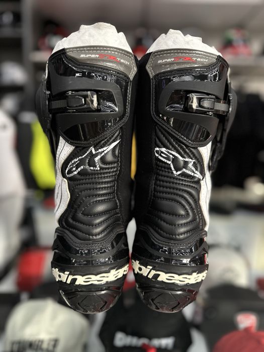 Продам оригинальные мотоботы Alpinestars Supertech R