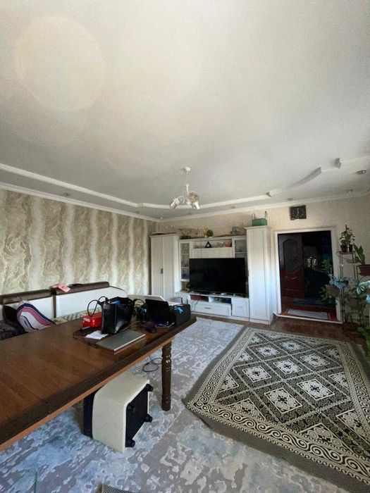Продам дом в центре Аксукента ул.Пратова