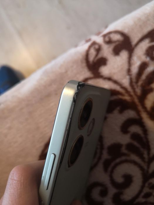 Vand telefon Oppo a 5 pro ca in poze citeste descrierea
