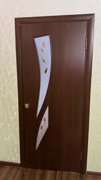 Продам двери по символичной цене