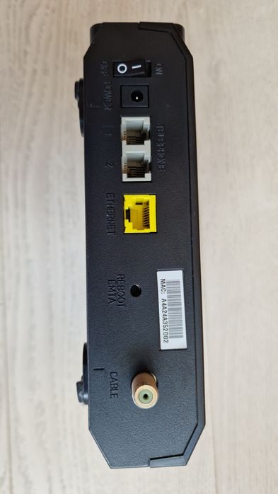 TV-cable модем CISCO EPC3208