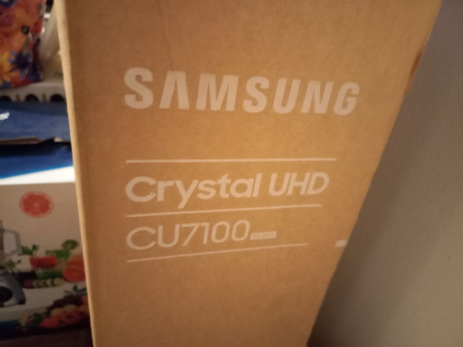 Samsung Ue55CU7100 55дюм