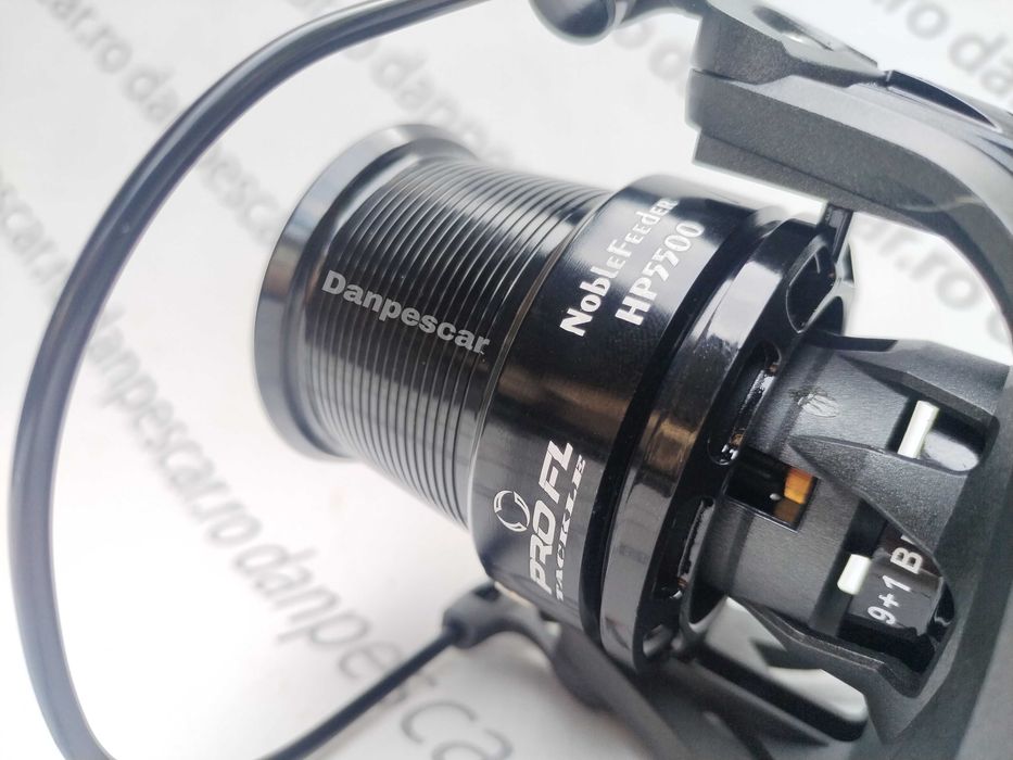Mulinetă Feeder si Crap PRO FL NOBLE HP5500 cu tambur Long Cast