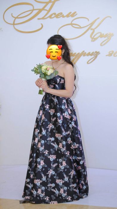 Вечернее платье от Исабель Гарсиа