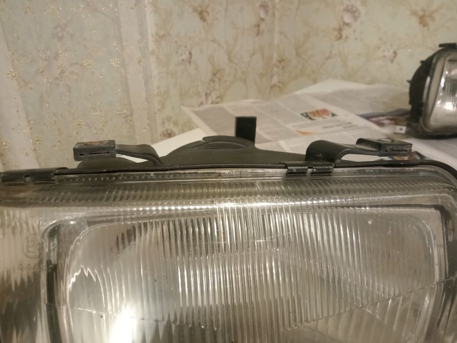 Фары от Ауди 80 Б4 оригинальные