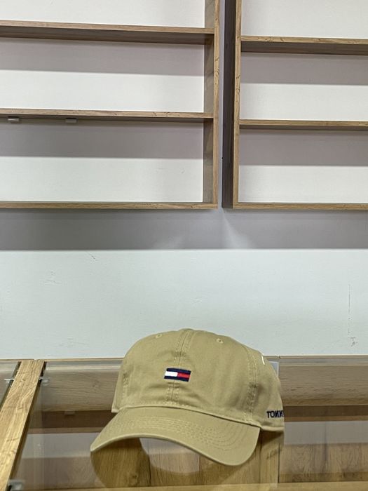 Кепки хит сезона