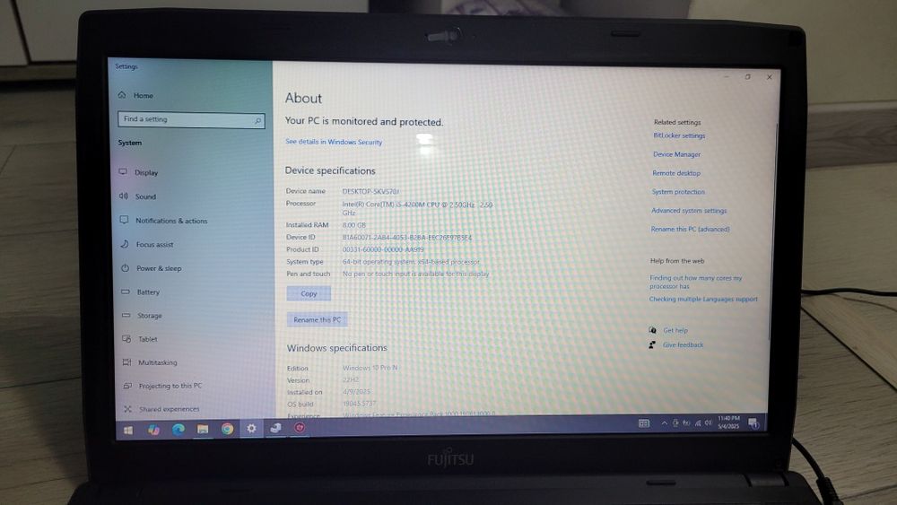 Laptop Fujitsu Lifebook A544 i5 4200M 2.5 GHz / 8 GB DDR3 / 500 GB HDD