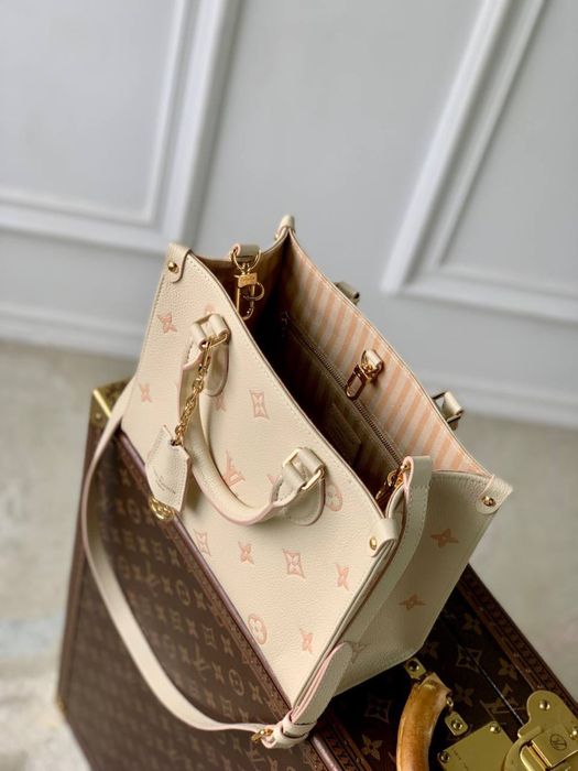 Geanta Louis Vuitton OnTheGo