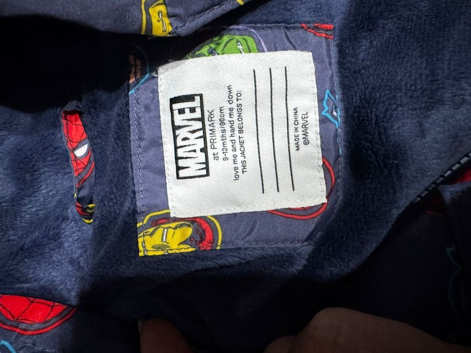 Salopeta combinezon iarna Marvel marimea 80(9-12 luni) impecabil